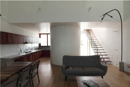 Nghệ An: Vợ chồng nghỉ hưu xây nhà xanh mướt mặt tiền rau - 13