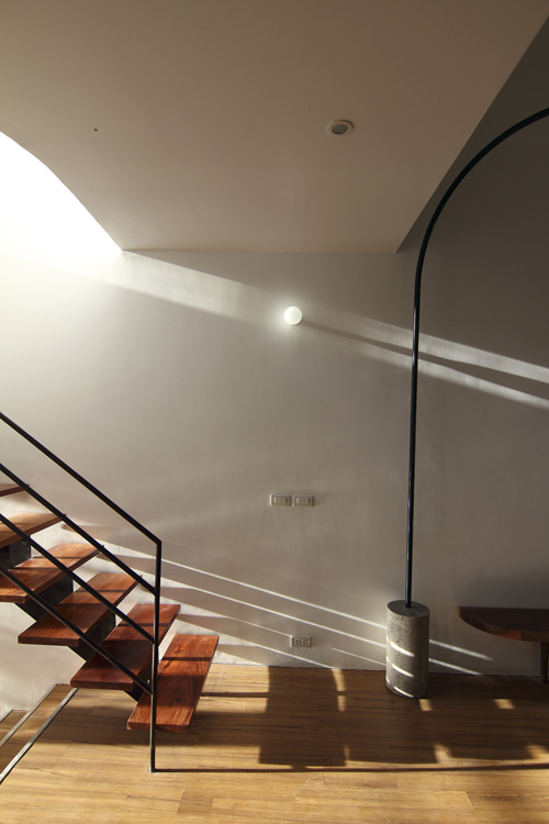 Nghệ An: Vợ chồng nghỉ hưu xây nhà xanh mướt mặt tiền rau - 16