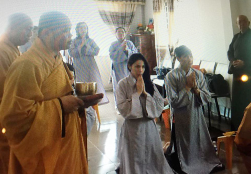 Thủy Tiên - Công Vinh tụng kinh Bát Dương trước ngày cưới - 10