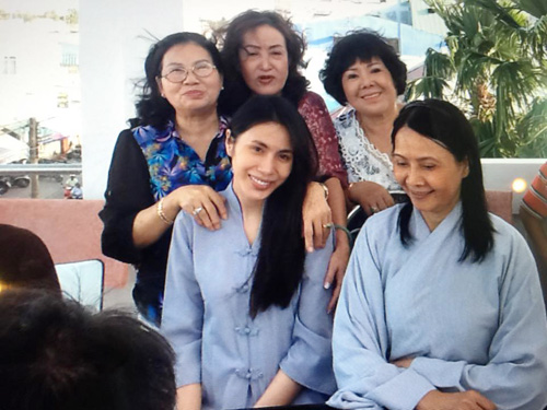 Thủy Tiên - Công Vinh tụng kinh Bát Dương trước ngày cưới - 12