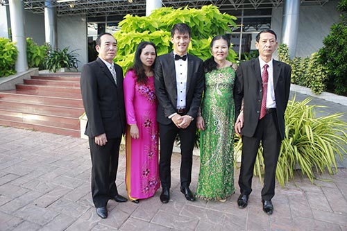 Thủy Tiên - Công Vinh hạnh phúc trao nhẫn cưới - 48