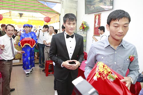 Thủy Tiên - Công Vinh hạnh phúc trao nhẫn cưới - 46