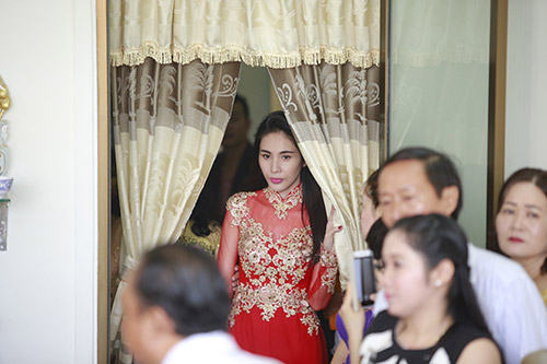 Thủy Tiên - Công Vinh hạnh phúc trao nhẫn cưới - 39