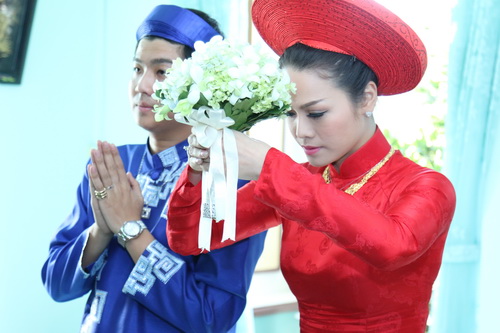 Nhật Kim Anh đẹp rạng ngời trong lễ rước dâu - 5