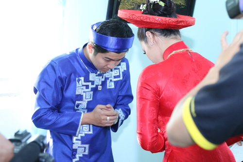 Nhật Kim Anh đẹp rạng ngời trong lễ rước dâu - 7