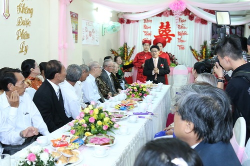 Nhật Kim Anh đẹp rạng ngời trong lễ rước dâu - 11