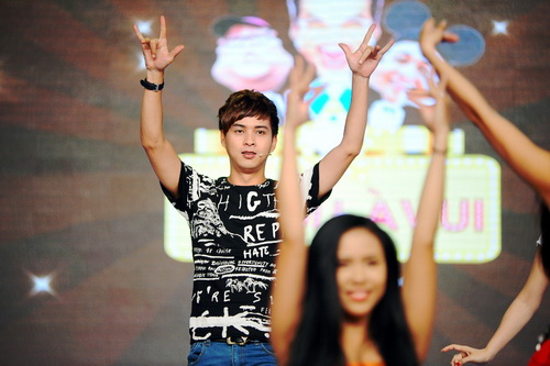 Hà Anh khoe eo bốc lửa, Hương Giang Idol nhảy cực sung - 19