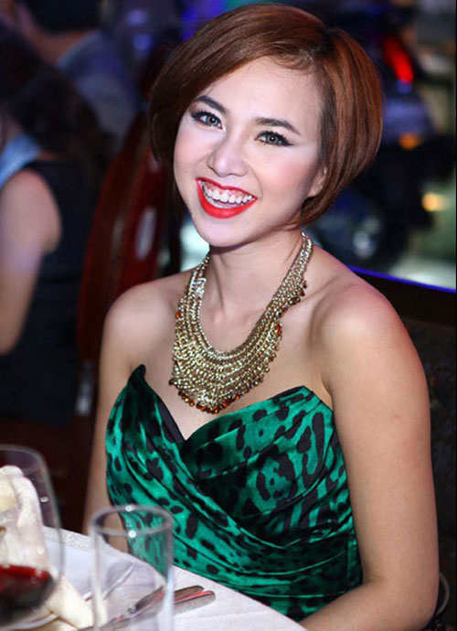 Lỗi trang điểm sao Việt quot;dínhquot; nhiều nhất 2014 - 1