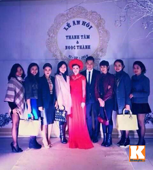 Fan bất ngờ khi Tâm Tít đính hôn với chồng đại gia - 2