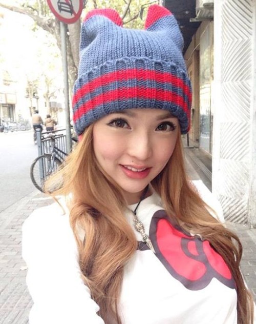 Hot girl xăm trổ quyến rũ gây xôn xao dân mạng châu Á - 2