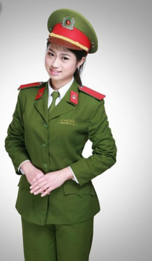 Những nữ sinh cảnh sát làm chao đảo cộng đồng mạng 2014 - 12