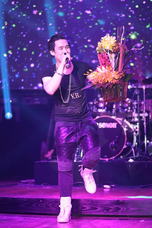 Khánh Phương xuất hiện ấn tượng sau scandal - 8