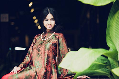 Hoa hậu quý bà cổ điển trong thiết kế áo dài xưa - 4