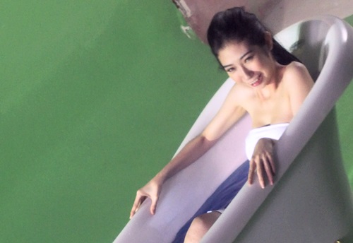 Bạn gái Ngô Kiến Huy ngày càng sexy, hở bạo - 7