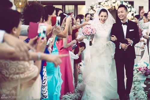 Váy cưới đẹp như mơ của sao Hoa ngữ năm 2014 - 12
