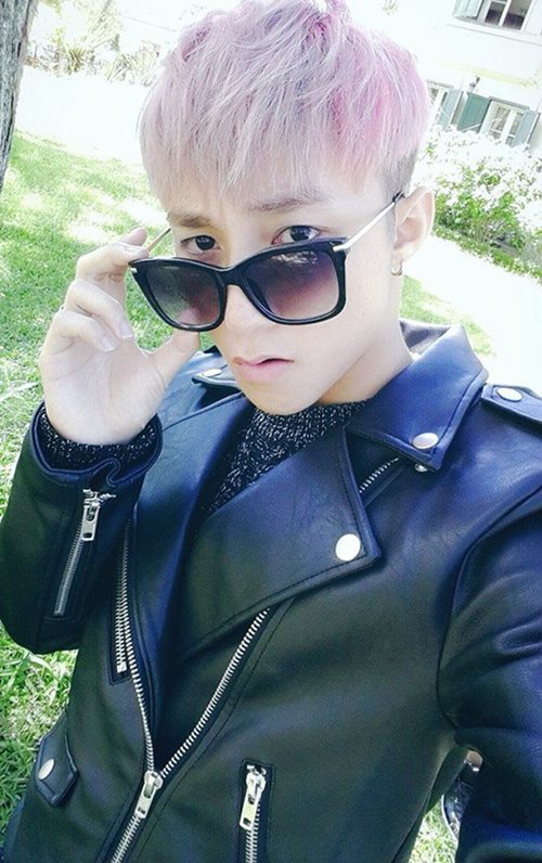 Những bộ cánh thách đố thời tiết của Sơn Tùng M-TP - 2