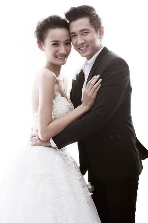 Lê Thúy: quot;Tôi cưới chồng sớm hơn dự địnhquot; - 2