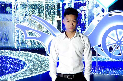 Bị bạn gái bỏ vì “gầy như nghiện”, 9x “lột xác” nhờ gym - 4