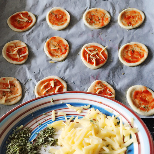 Bánh quy pizza mini ngon lạ miệng