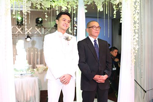 Tú Vi - Văn Anh nhảy nhót tưng bừng trong đám cưới quot;ngôn tìnhquot; - 44