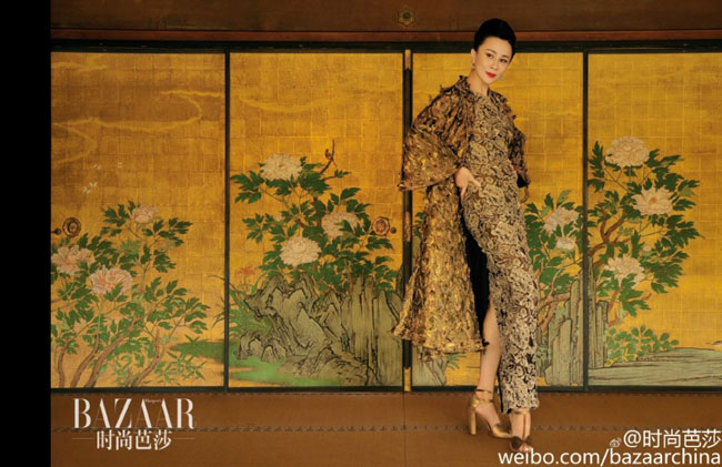 Người đẹp tuổi 50 'chốt hạ' năm 2015 với bộ ảnh mang đậm phong cách Nhật.

