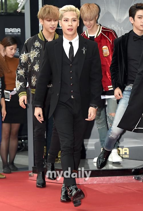 Big Bang quot;ẵmquot; 4 giải thưởng danh giá nhất tại MAMA 2015 - 44