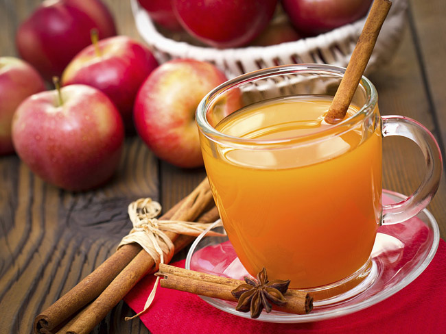 Rượu táo

Trước khi bạn nhâm nhi một ly nước ép táo ngọt, hãy chắc chắn rằng nguồn táo đã được tiệt trùng, nếu không mẹ sẽ có nguy cơ nhiễm khuẩn E. coli.
