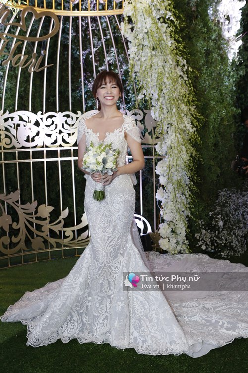 Trấn Thành - Hari Won mặc trang phục dân tộc Việt - Hàn, rưng rưng nước mắt - 36