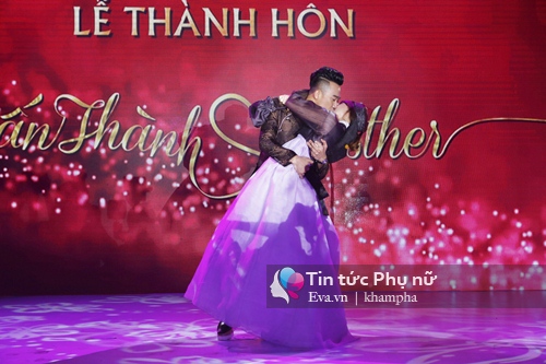 Trấn Thành - Hari Won mặc trang phục dân tộc Việt - Hàn, rưng rưng nước mắt - 15