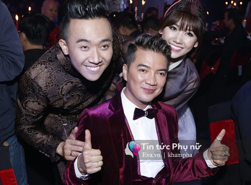 Trấn Thành - Hari Won mặc trang phục dân tộc Việt - Hàn, rưng rưng nước mắt - 8