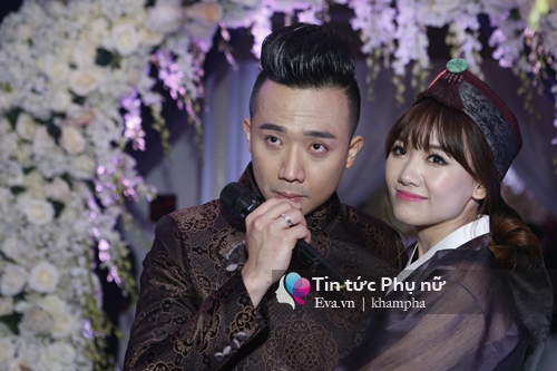 Trấn Thành - Hari Won mặc trang phục dân tộc Việt - Hàn, rưng rưng nước mắt - 2