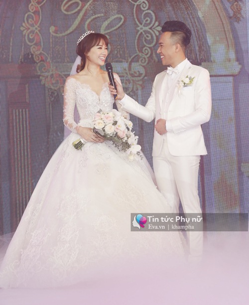 Trấn Thành - Hari Won mặc trang phục dân tộc Việt - Hàn, rưng rưng nước mắt - 21