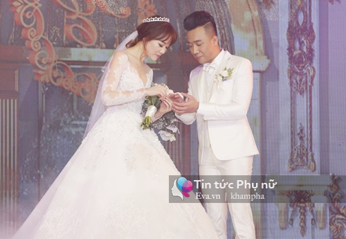 Trấn Thành - Hari Won mặc trang phục dân tộc Việt - Hàn, rưng rưng nước mắt - 23