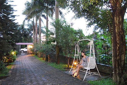 truoc khi tau biet thu trieu do, nhieu sao viet tung o nha cu nat nhu the nay - 11
