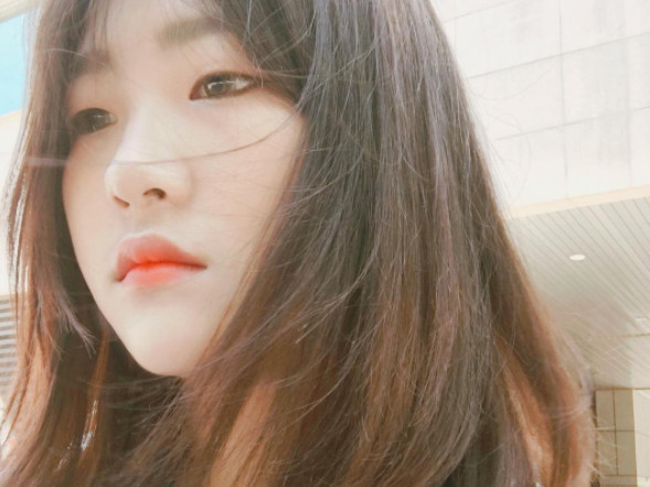 Ngôi sao 24/7: Ngày giỗ mẹ, con gái Choi Jin Sil viết tâm thư: amp;#34;Mẹ ơi, con rất cô đơnamp;#34; - 1