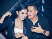 Làng sao - "Phan Hải" Việt Anh thân mật với nữ diễn viên Người phán xử tại quán bar