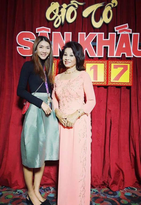 Ngọc Quyên, Kim Hiền, Phạm Thanh Thảo rạng rỡ cúng Tổ nghề tại Mỹ - 4