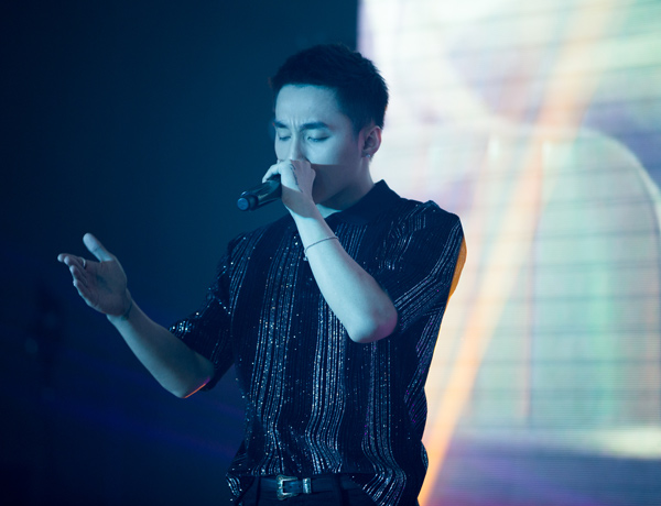 Mới 23 tuổi đã ra mắt tự truyện, Sơn Tùng M-TP phủ nhận viết vì tiền - 11