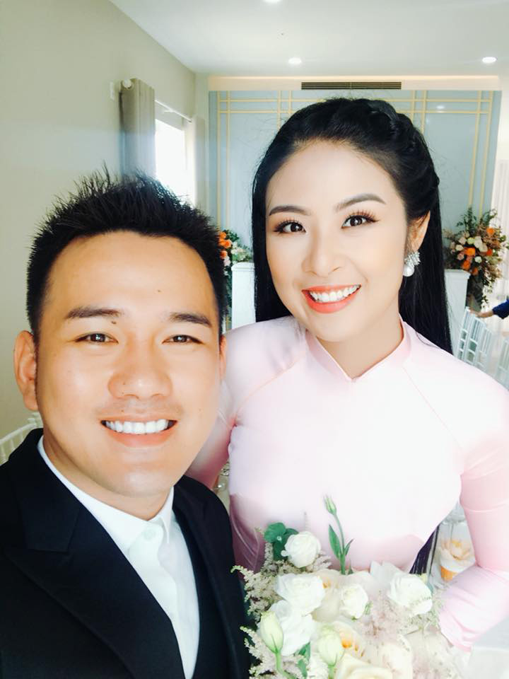 Ngọc Hân nổi bật giữa dàn mỹ nữ áo dài hồng đỡ tráp đám cưới Hoa hậu Thu Thảo - 1
