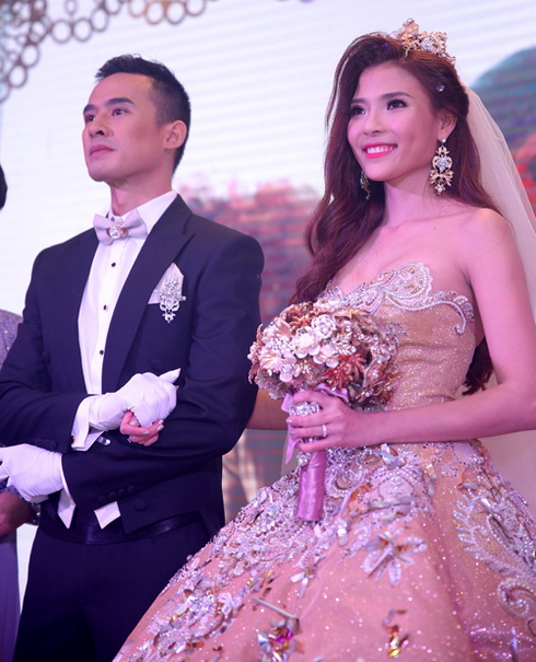 Tập đoàn phù dâu – phù rể “chất hơn nước cất” trong đám cưới sao Việt - 11