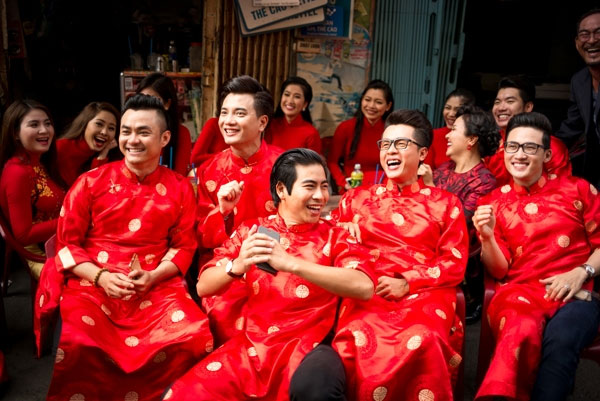 Tập đoàn phù dâu – phù rể “chất hơn nước cất” trong đám cưới sao Việt - 14