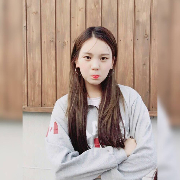 Từng là amp;#34;Nữ thần tượng xấu nhất lịch sử Kpopamp;#34;, Umji giờ xinh đến bất ngờ - 2