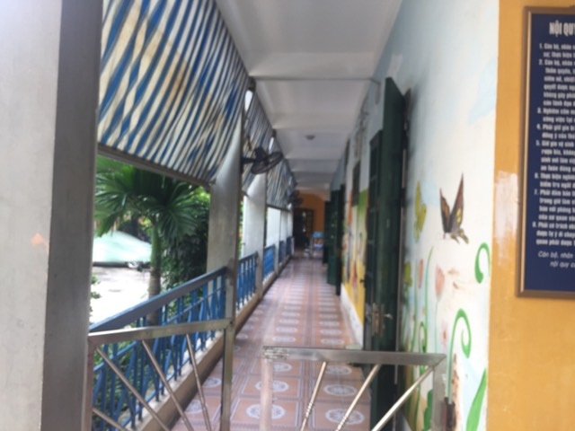 Bé trai được nữ thiếu úy công an cho bú: Người bố chưa thể đón con, phải xét nghiệm ADN - 1