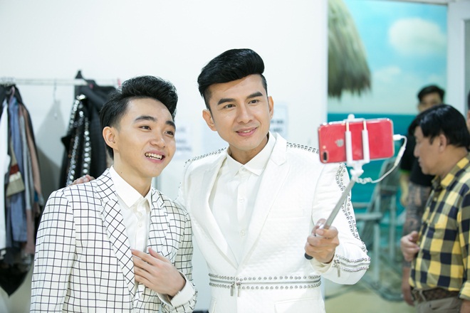 amp;#39;Về chung nhàamp;#39; với Đan Trường và bị so sánh, Quán quân Thần tượng Bolero 2016 trải lòng - 1