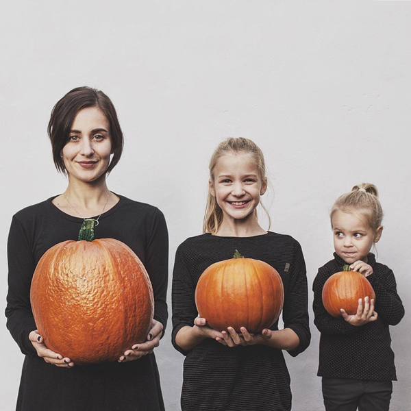 Bộ ảnh nhà có 3 nàng tiên, chỉ ngắm thôi là muốn đẻ liền vài đứa con gái - 4