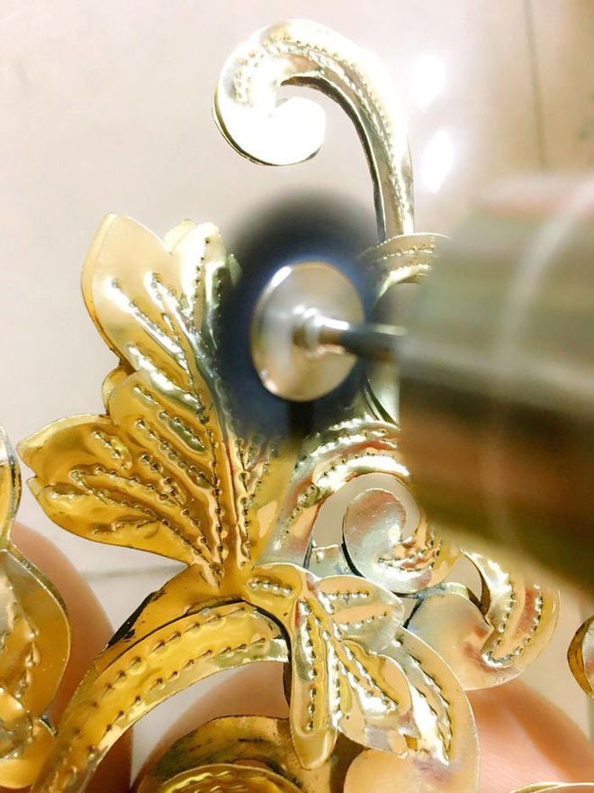 Cận cảnh quốc phục nặng 30kg, mất 3 tháng mới hoàn thành của Huyền My - 5