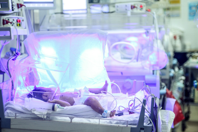 Hành trình đầy nghị lực của “chiến binh nhí” mới 28 tuần tuổi - 1