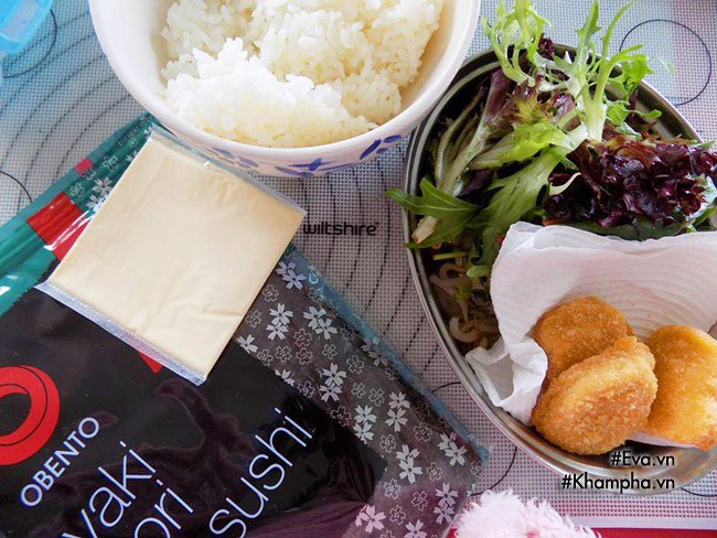 Học mẹ 5 con làm nhiều hộp cơm ngon, đẹp mắt cho con mang đến trường - 12