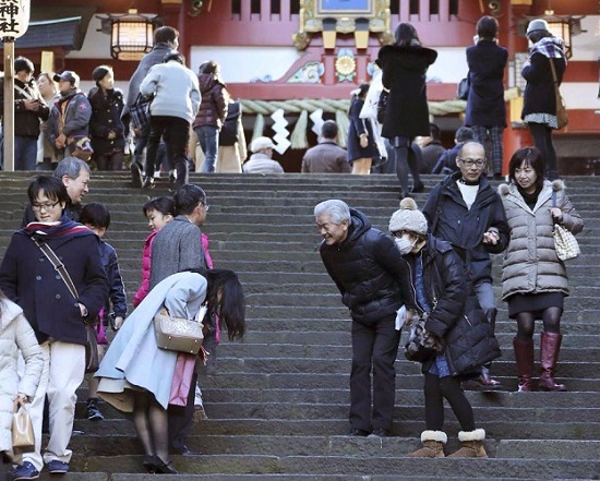 Giám đốc Nhật cúi đầu chào khách: Chuyện chẳng có gì ầm ĩ, sao phải so sánh, tung hô - 4