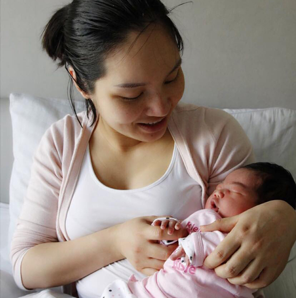 Mẹ Việt ở Hà Lan kể chuyện đẻ thường con gần 4kg quá nhanh không kịp đi bệnh viện - 2